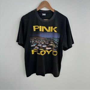 Vintage Pink Floyd black graphic tee